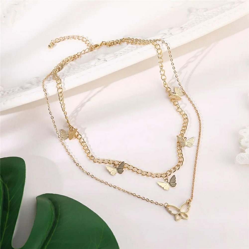 SUNDAY FLASH SALE!🦋layered gold plated butterfly necklace - Picture 5 of 5